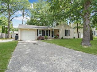 269 Mermaid Dr, Manahawkin, NJ 08050