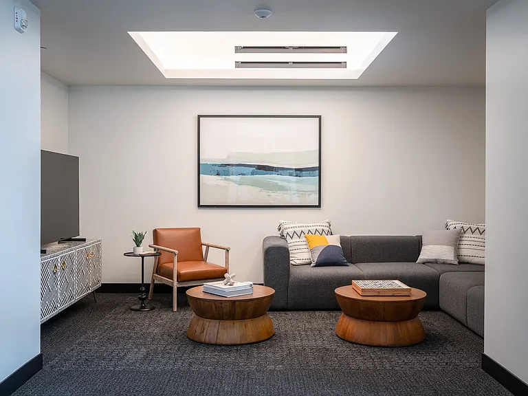 Crosswood | Lounge