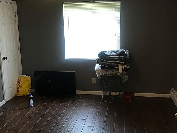 5th image of 2861 Harrison Ave #10