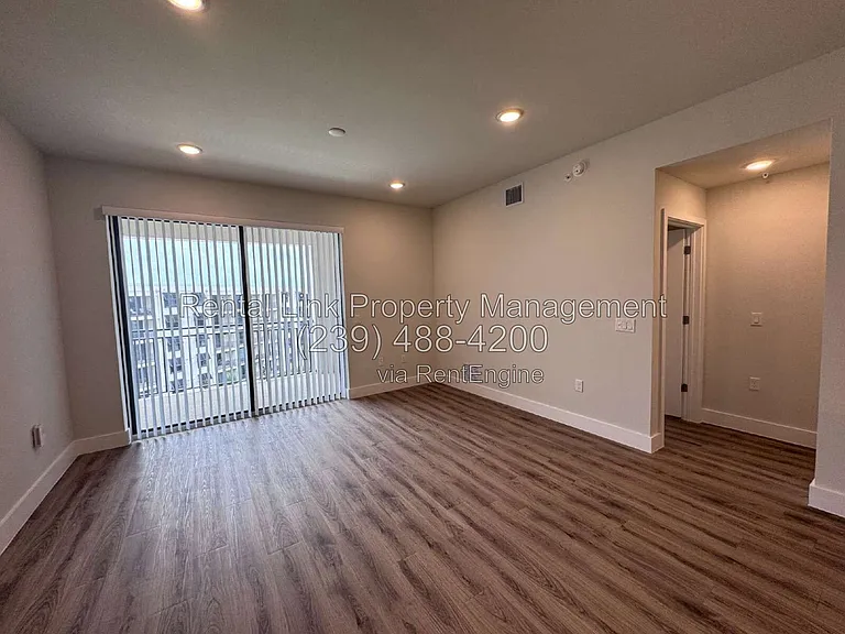 414 Cape Coral Pkwy E #405 — Photo 2