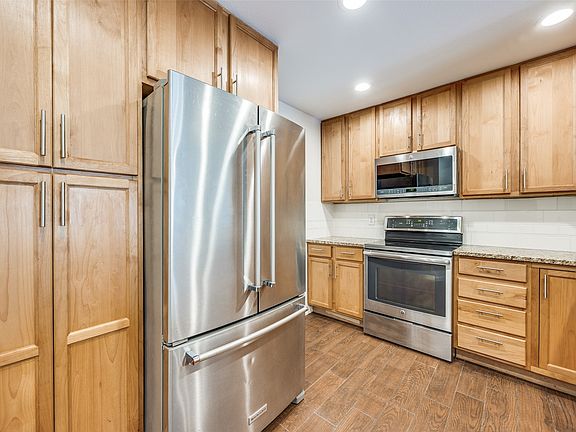 4th image of 14277 Preston Rd APT 524