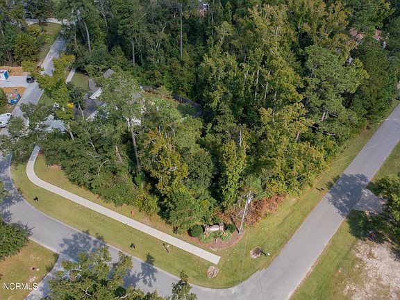 2nd image of 161 Brookhaven Trail