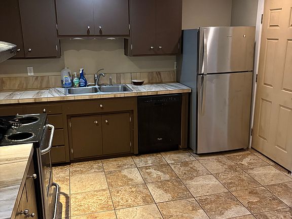 4th image of 25265 180th Ave SE