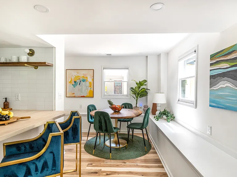 1031 Austin Ave NE #3 — Photo 10