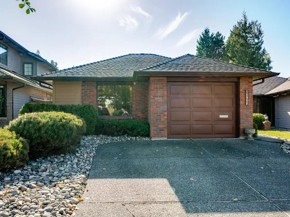14988 Southmere Close, Surrey, BC V4A 7T6