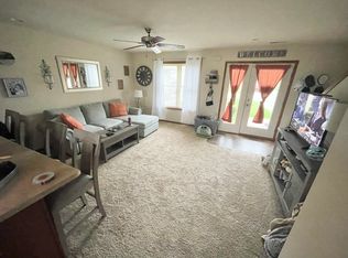 406 Ramesh Ave #406, Fort Atkinson, WI 53538