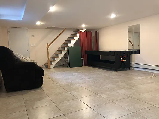 Rented by Marcus & Millichap Real Estate Investment Services Inc | media 22