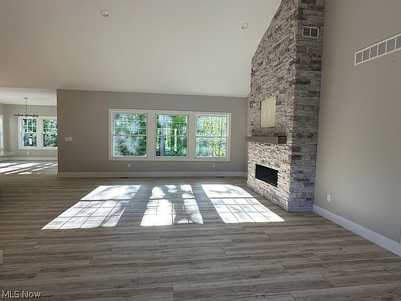 3rd image of 2791 Sylvan Rd