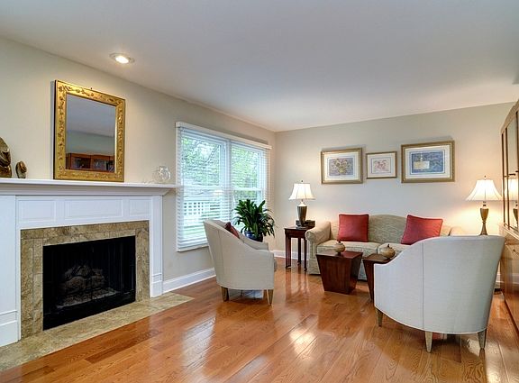 4th image of 1004 Adare Dr #5505