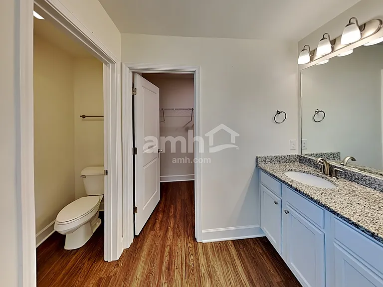 5063 Trailwater Dr — Photo 13