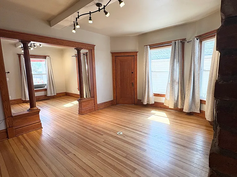 928 N Corona St — Photo 30