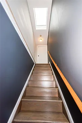 Sold by Ben Bay Realty Co. of Bay Ridge | media 25