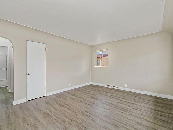3rd image of 347N Washington Ave