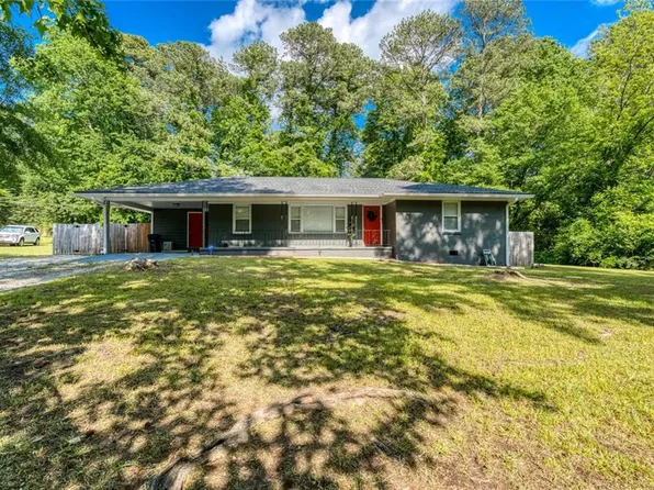 2462 Pate St S, Snellville, GA 30078