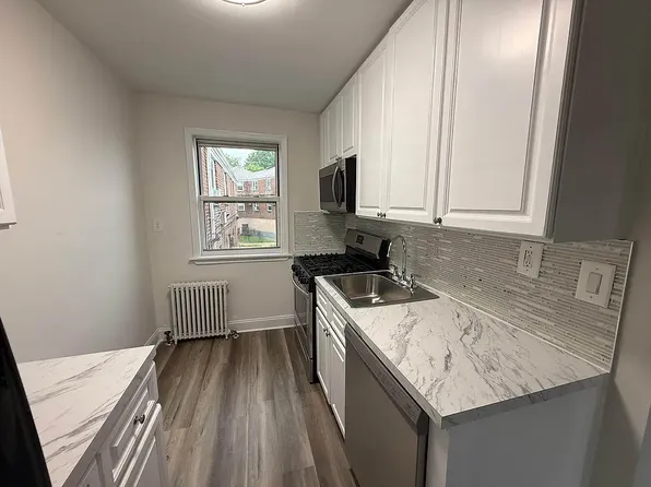 65-28 224th Street image 2 of 9