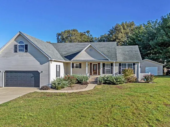 124 Britton Dr, Kevil, KY 42053