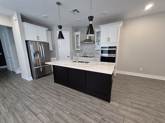 5th image of 4875 Lacewing Dr