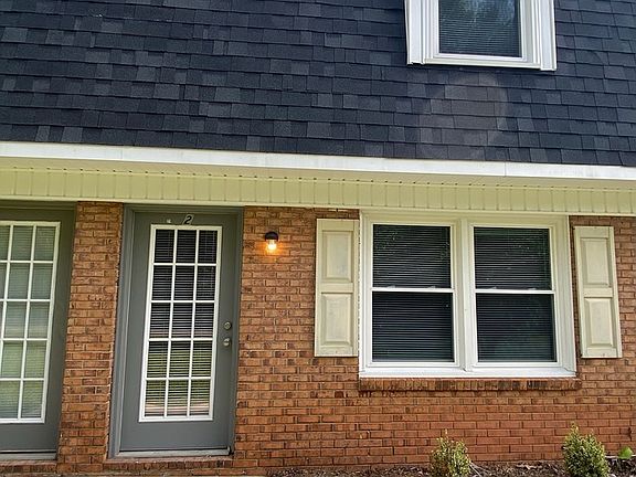 3rd image of 611 Linden St #2
