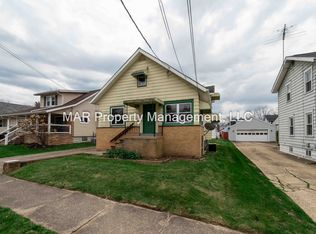 1358 Benton St, Barberton, OH