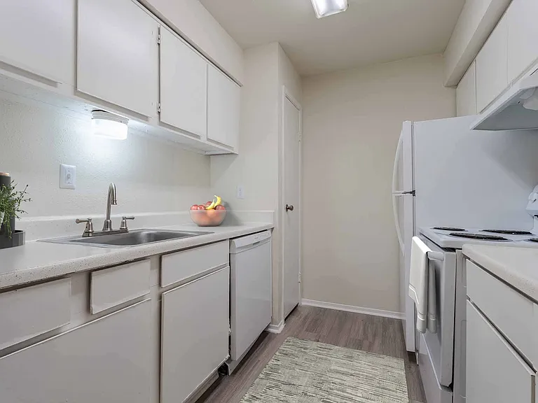 2400 Briarwest Apartments — Photo 17