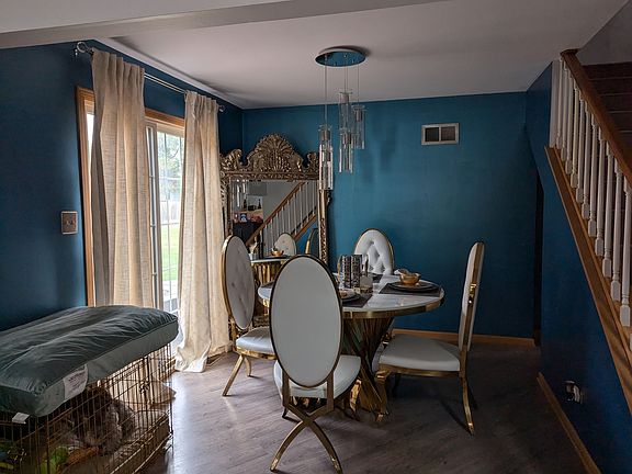 4th image of 22025 Jordan Ln