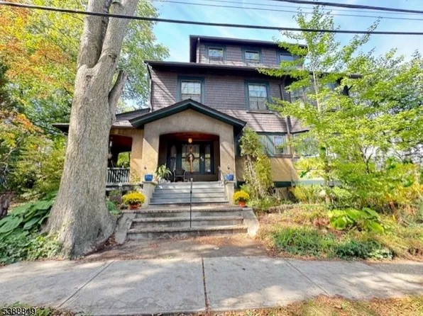 48 S Willow St #2, Montclair Twp., NJ 07042