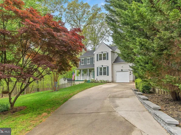 1805 Disney Estates Cir, Severn, MD 21144