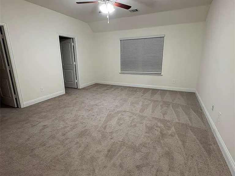 414 Parkford Dr — Photo 13