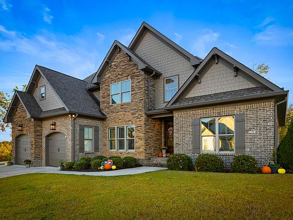4th image of 5214 Abigail Ln #19