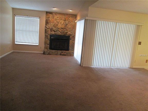 3rd image of 68 Harbor Oaks Cir