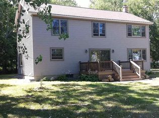 1045 E Shore Rd, Isle La Motte, VT 05463