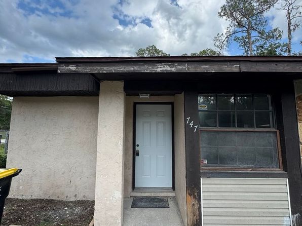747 Pineville Ln