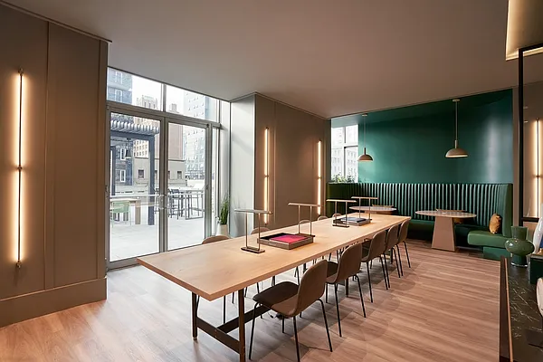 Rented by Greystar | media 18