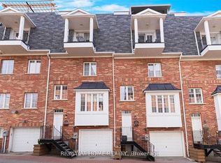 1463 Queen St E, Toronto, ON M4L1E2