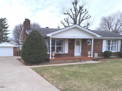 123 Circle Dr, Shepherdsville, KY, 40165