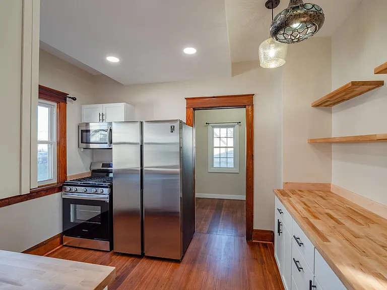 850 15th St SE — Photo 11