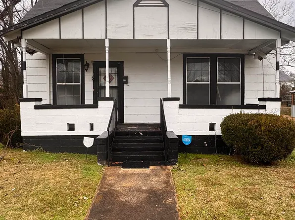 709 W 17th St, Anniston, AL 36201