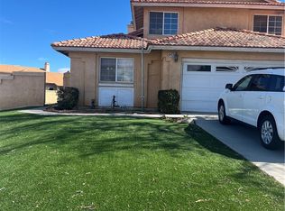 12405 Glenwood Ln, Victorville, CA 92395