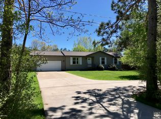 1367 W McMillan Rd, Muskegon, MI 49445