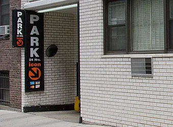 Rented by Metropolis Real Estate of Manhattan