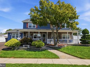 551 Stonybrook Dr #E, Levittown, PA 19055