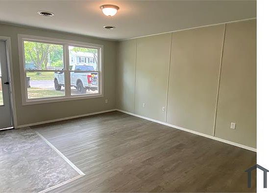 2nd image of 2605 Roland Dr APT A