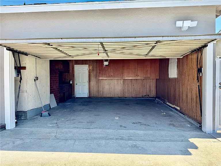 1906 W Kenoak Dr — Photo 28