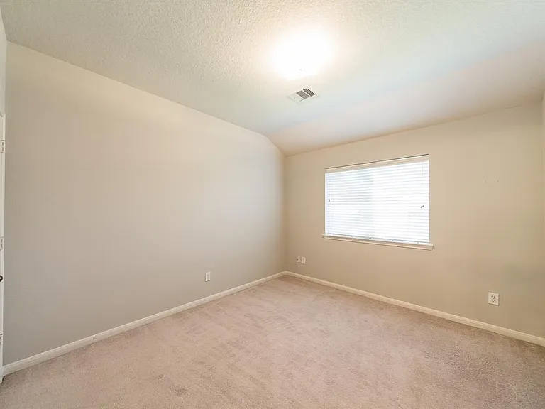 9934 Barr Lake Dr — Photo 14