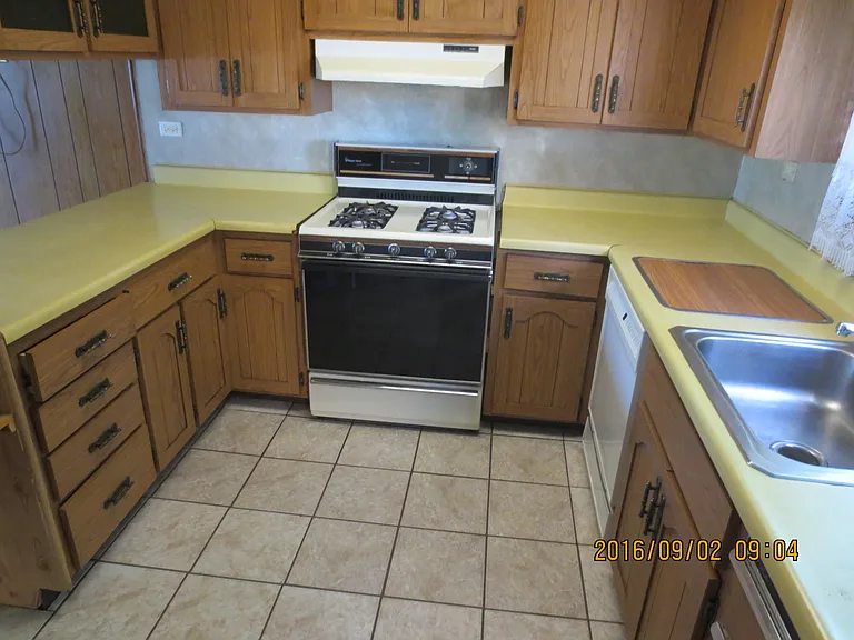 2021 Waverly Pl — Photo 15