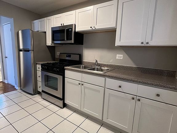 5th image of 6933 Stanley Ave #Sb-06