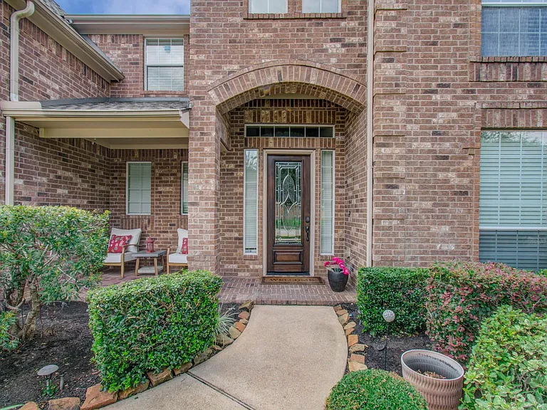 21331 Parham Cir — Photo 5