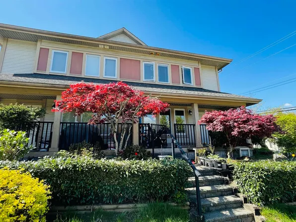 6481 Elgin Ave #5, Burnaby, BC V5H 3S5