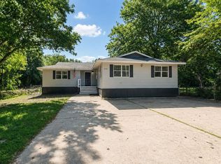 512 High School Ln, Atlanta, TX 75551