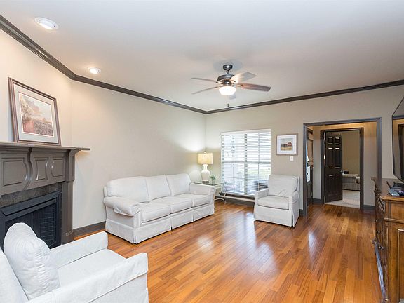 5th image of 11510 Southfork Ave APT 92